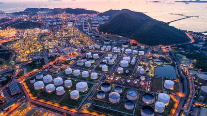 大型石油罐区及输送基础设施航拍画面